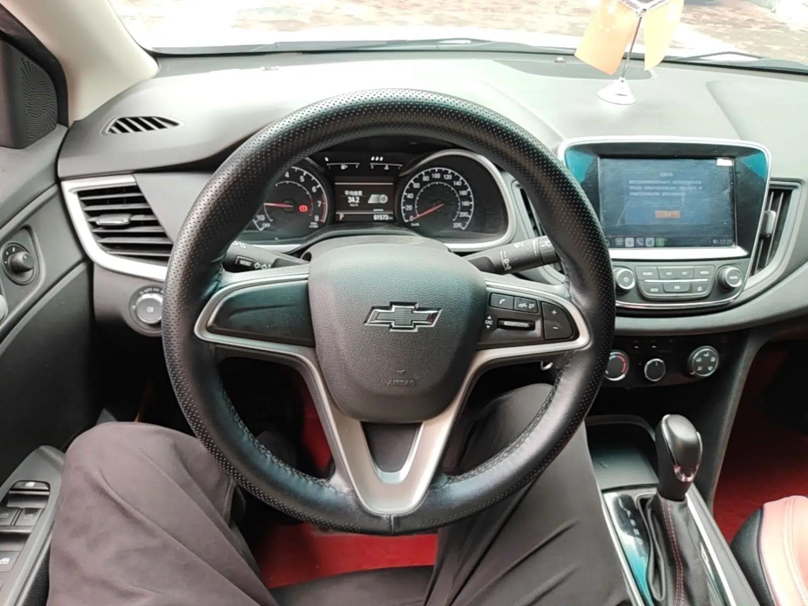 Chevrolet Monza 2019 Redline 320T Dual-Clutch Joyful Edition China VI Standard — миниатюра 18