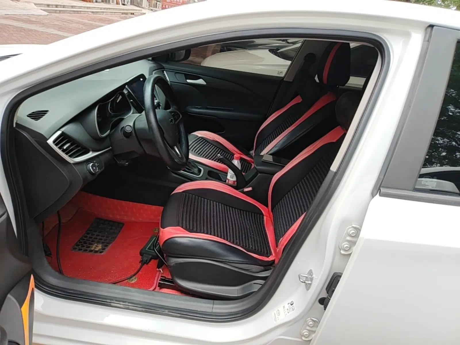 Chevrolet Monza 2019 Redline 320T Dual-Clutch Joyful Edition China VI Standard — миниатюра 22