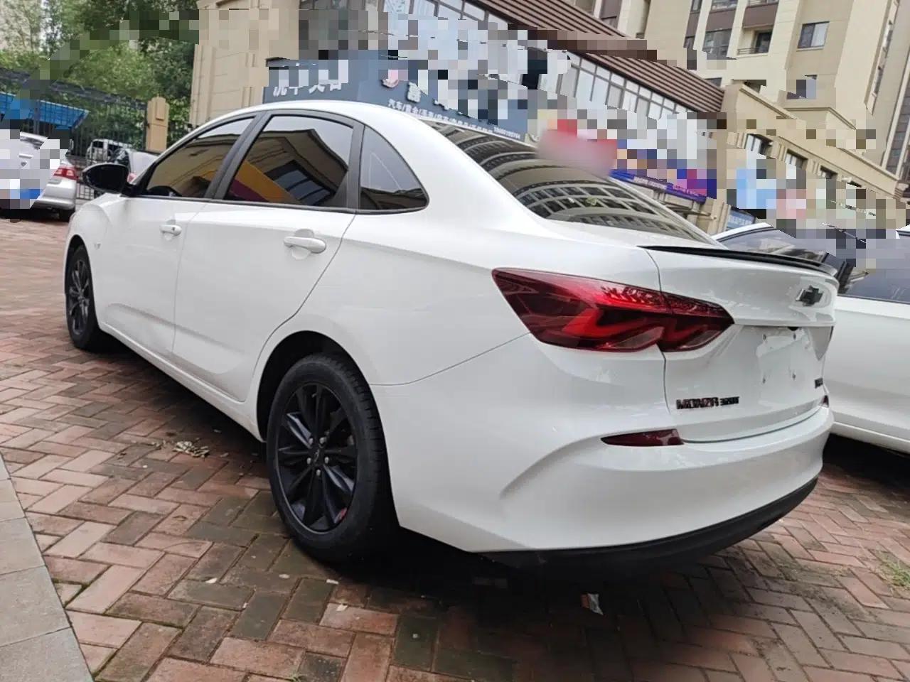 Chevrolet Monza 2019 Redline 320T Dual-Clutch Joyful Edition China VI Standard — миниатюра 4