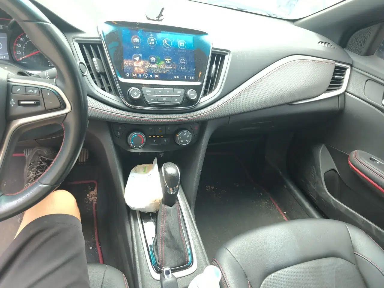 Chevrolet Monza 2022 Light Hybrid RS 330T Automatic Comfort Edition — миниатюра 13