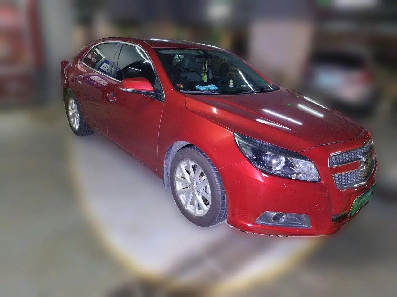 Chevrolet Malibu 2014 2.0L Automatic Luxury Edition — миниатюра 3