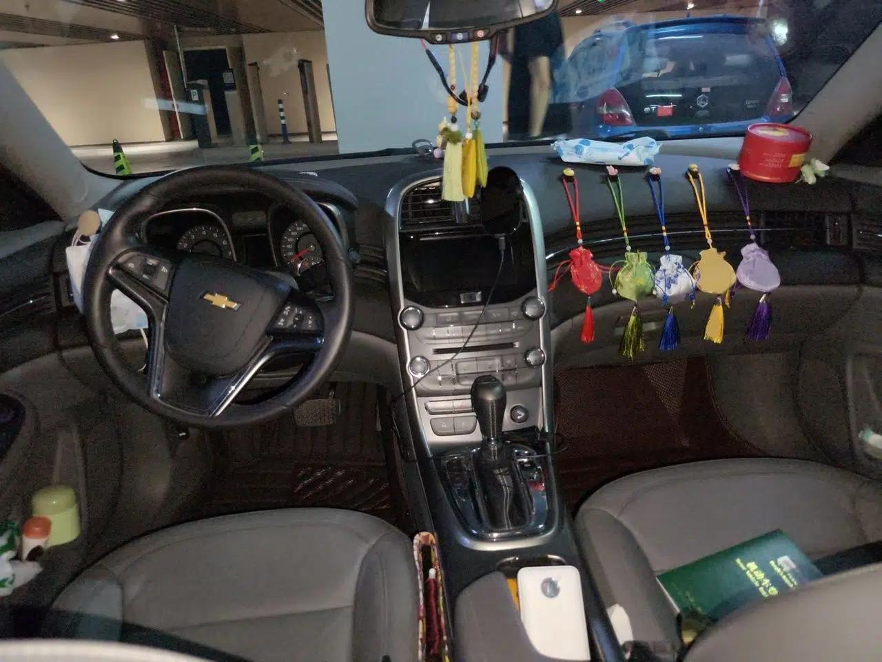 Chevrolet Malibu 2014 2.0L Automatic Luxury Edition — миниатюра 9