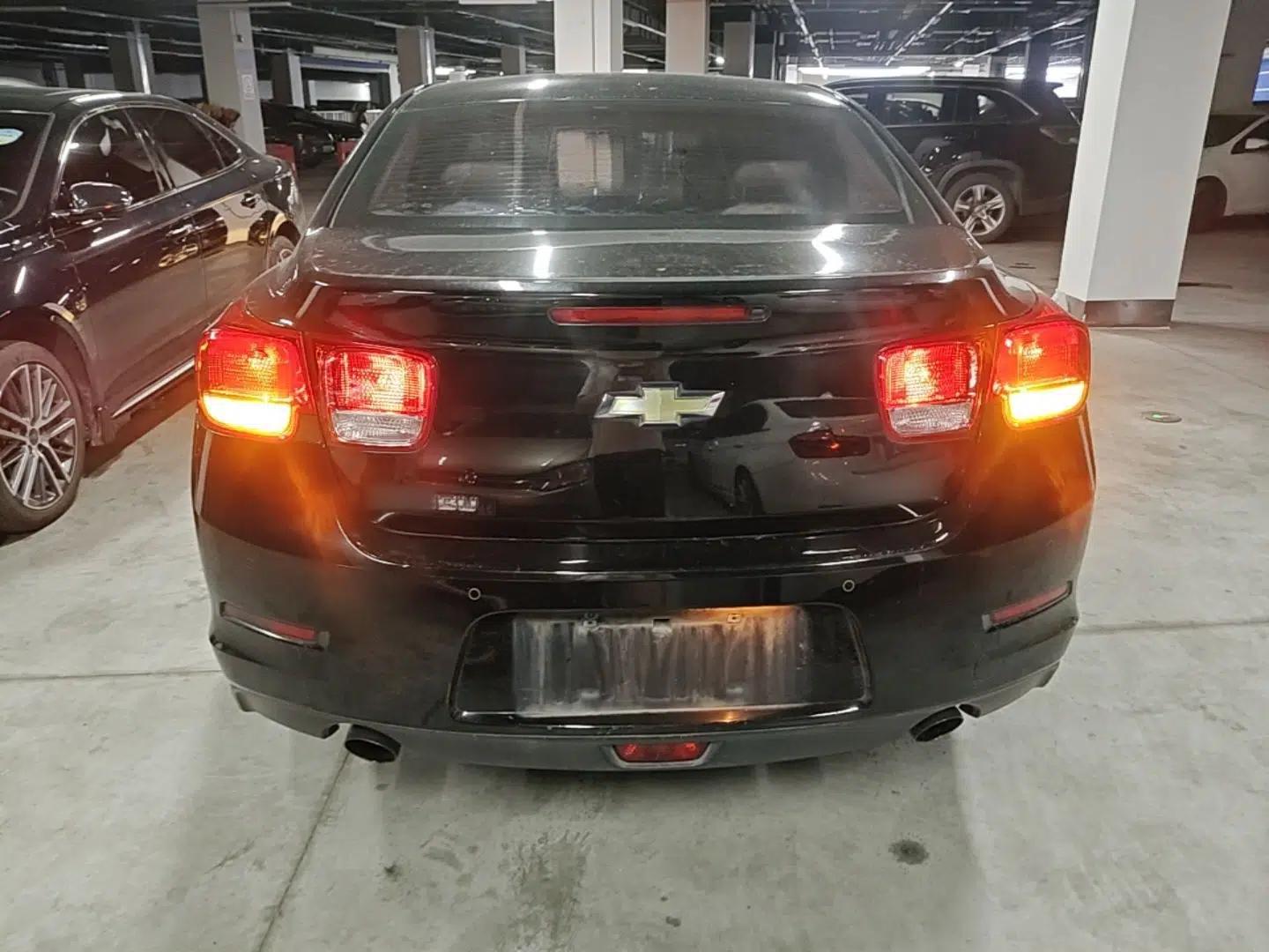 Chevrolet Malibu 2014 2.0L Automatic Comfort Edition — миниатюра 5