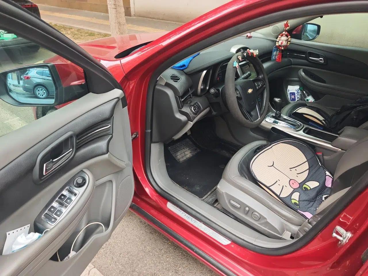 Chevrolet Malibu 2012 2.0L Automatic Luxury Edition — миниатюра 16