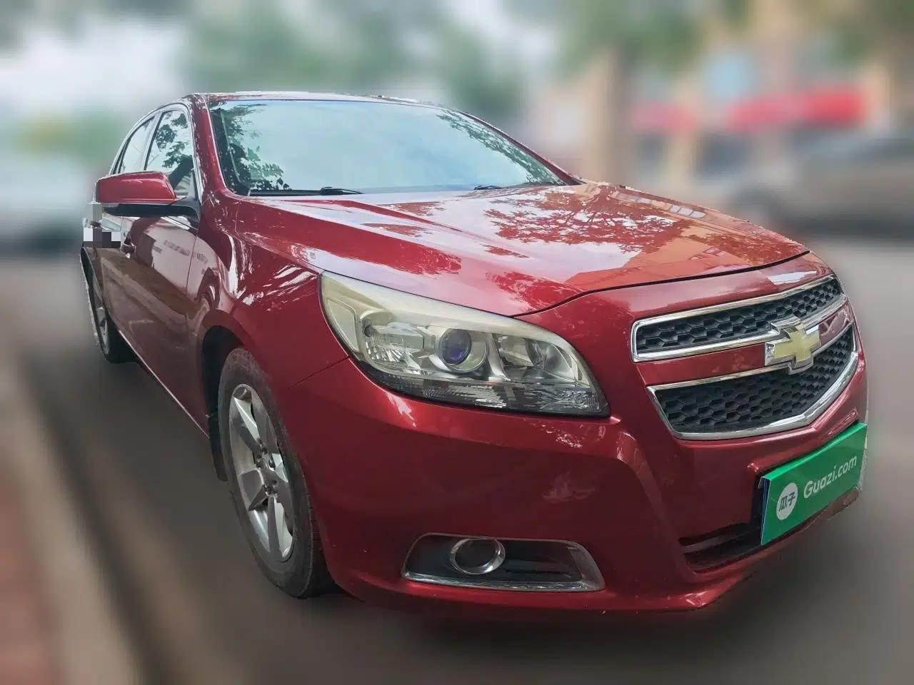 Chevrolet Malibu 2012 2.0L Automatic Luxury Edition — миниатюра 3