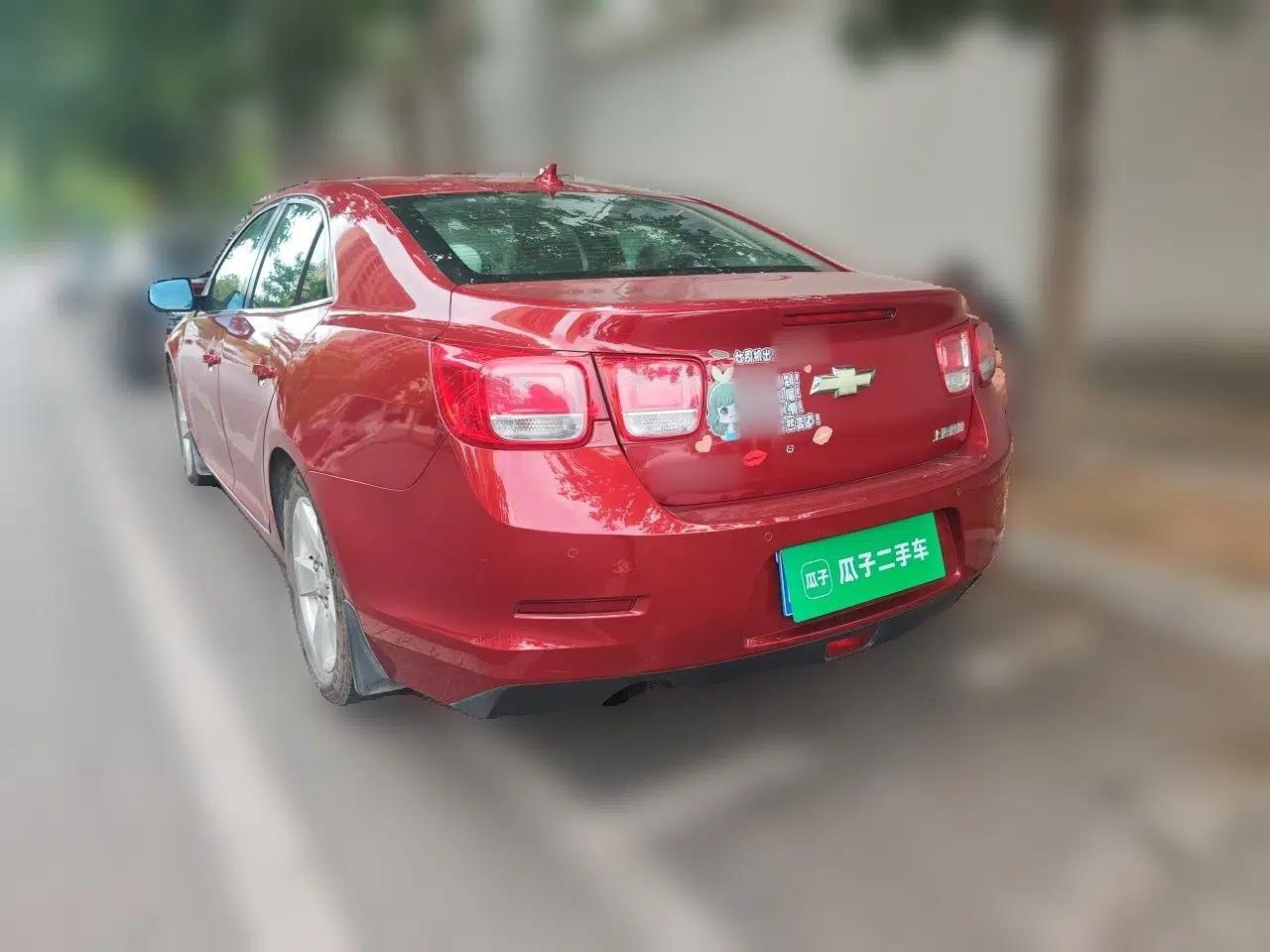 Chevrolet Malibu 2012 2.0L Automatic Luxury Edition — миниатюра 4