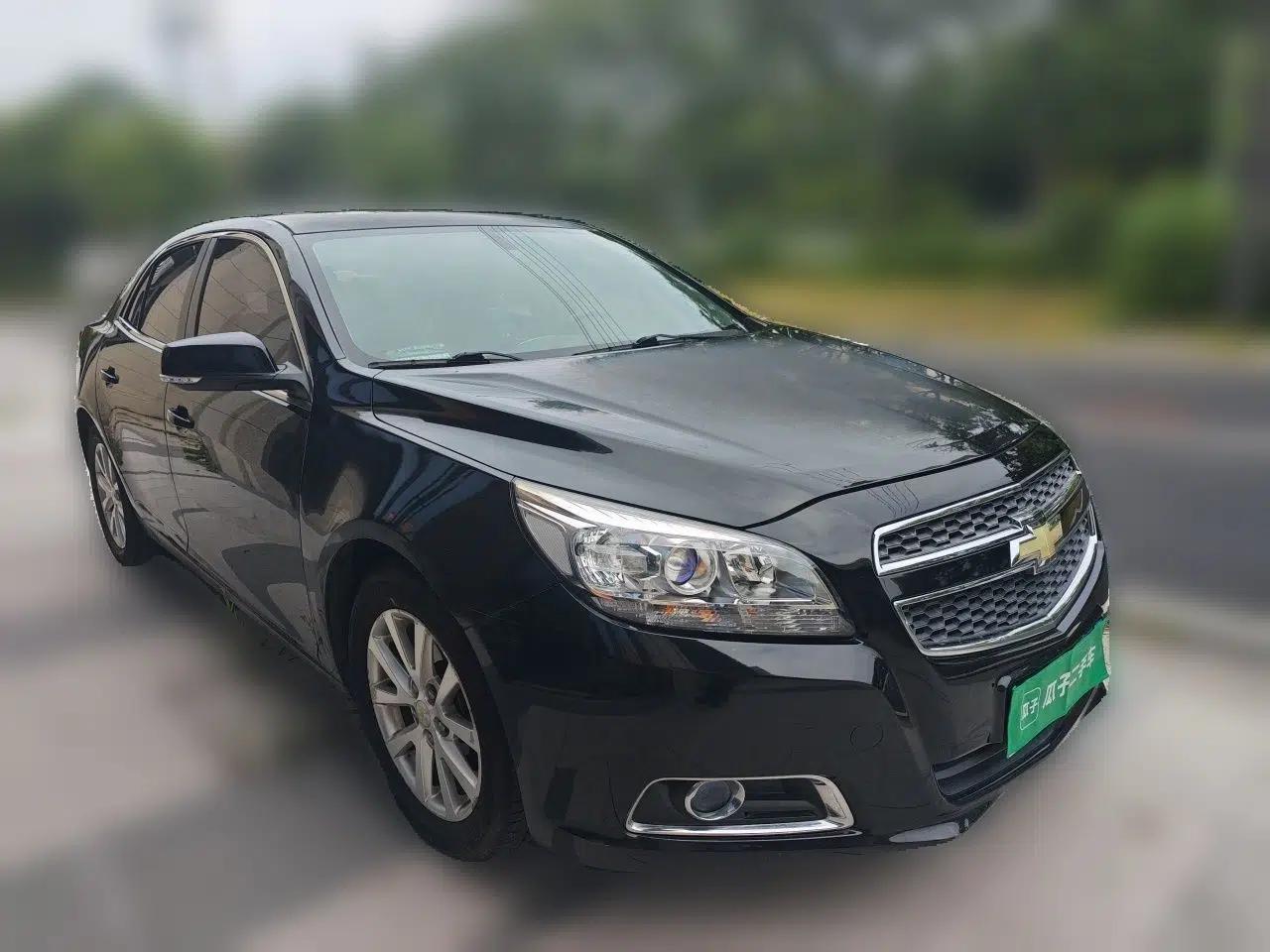 Chevrolet Malibu 2013 2.0L Automatic Luxury Edition — миниатюра 3