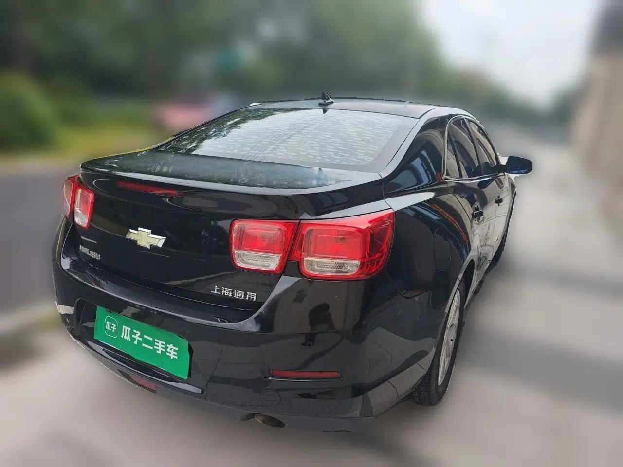 Chevrolet Malibu 2013 2.0L Automatic Luxury Edition — миниатюра 6