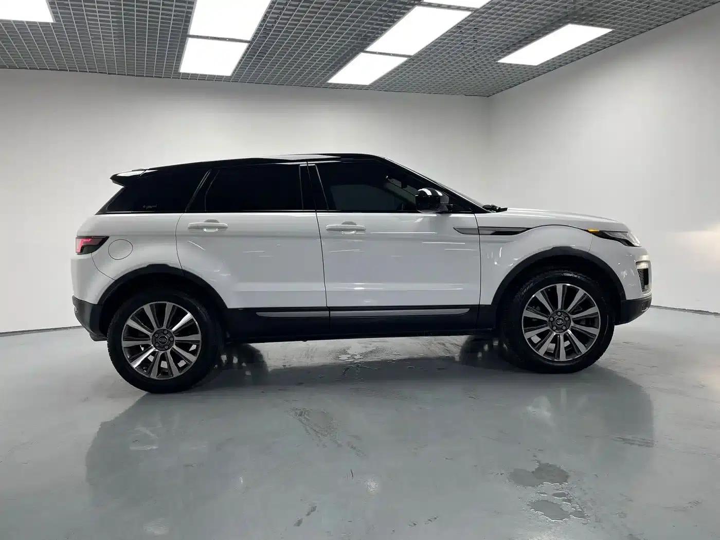 Range Rover Evoque 2018 240PS SE Smart Edition — миниатюра 6