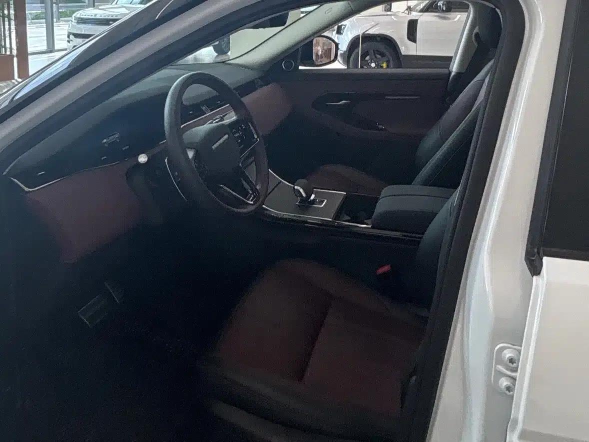 2024 Range Rover Evoque L SE Luxury Edition — миниатюра 9