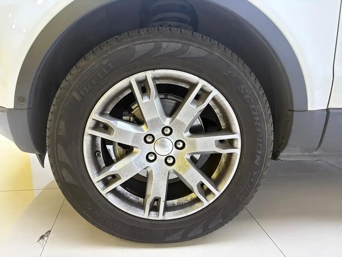 2014 Range Rover Evoque Imported 2.0T 5-Door Premium Edition — миниатюра 4