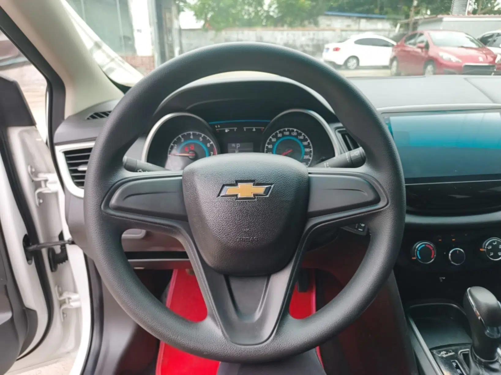 Chevrolet Cavalier 2016 1.5L Automatic Enjoyment Edition — миниатюра 13