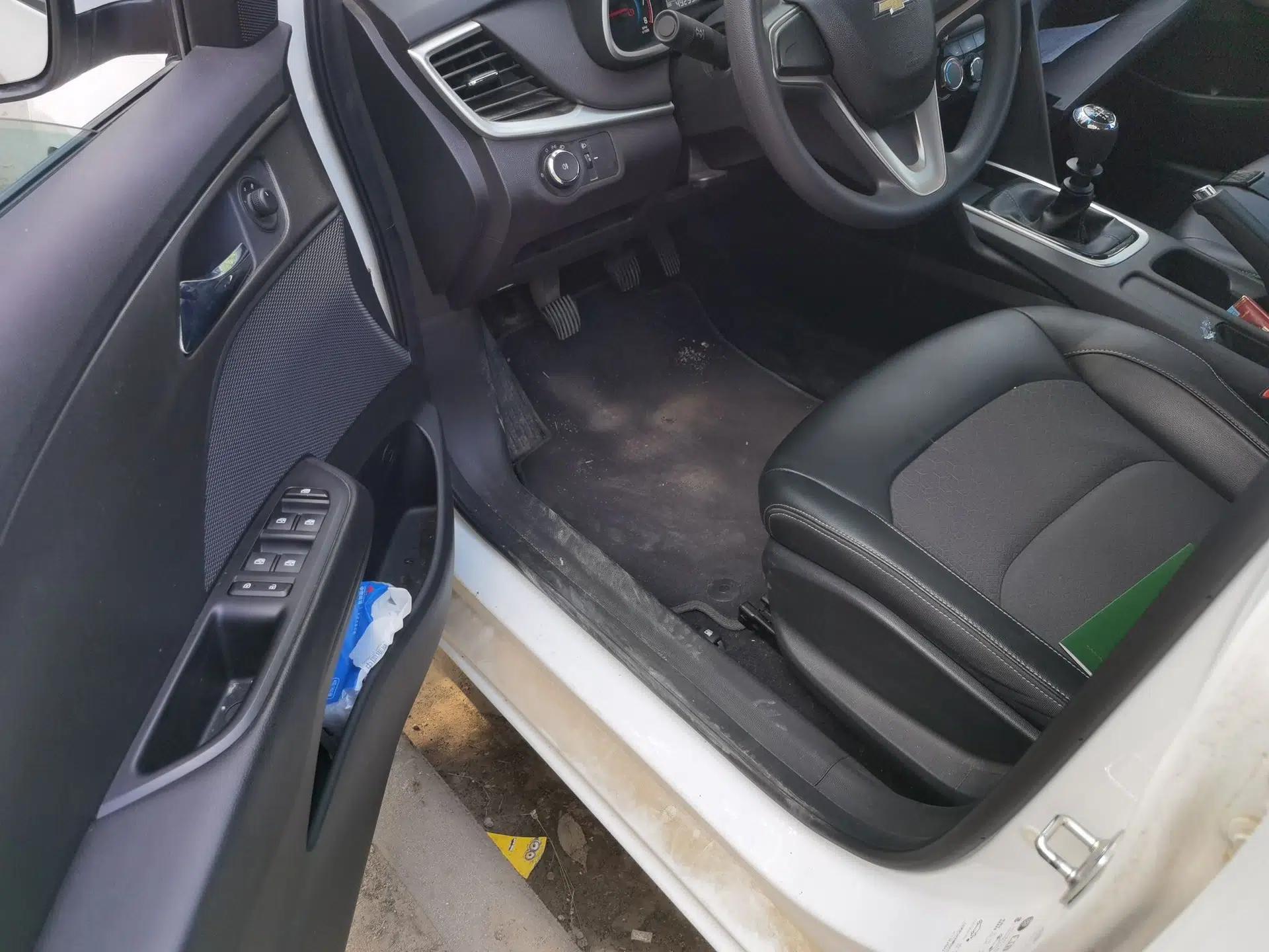 Chevrolet Cavalier 2016 1.5L Manual Xinyue Edition — миниатюра 13