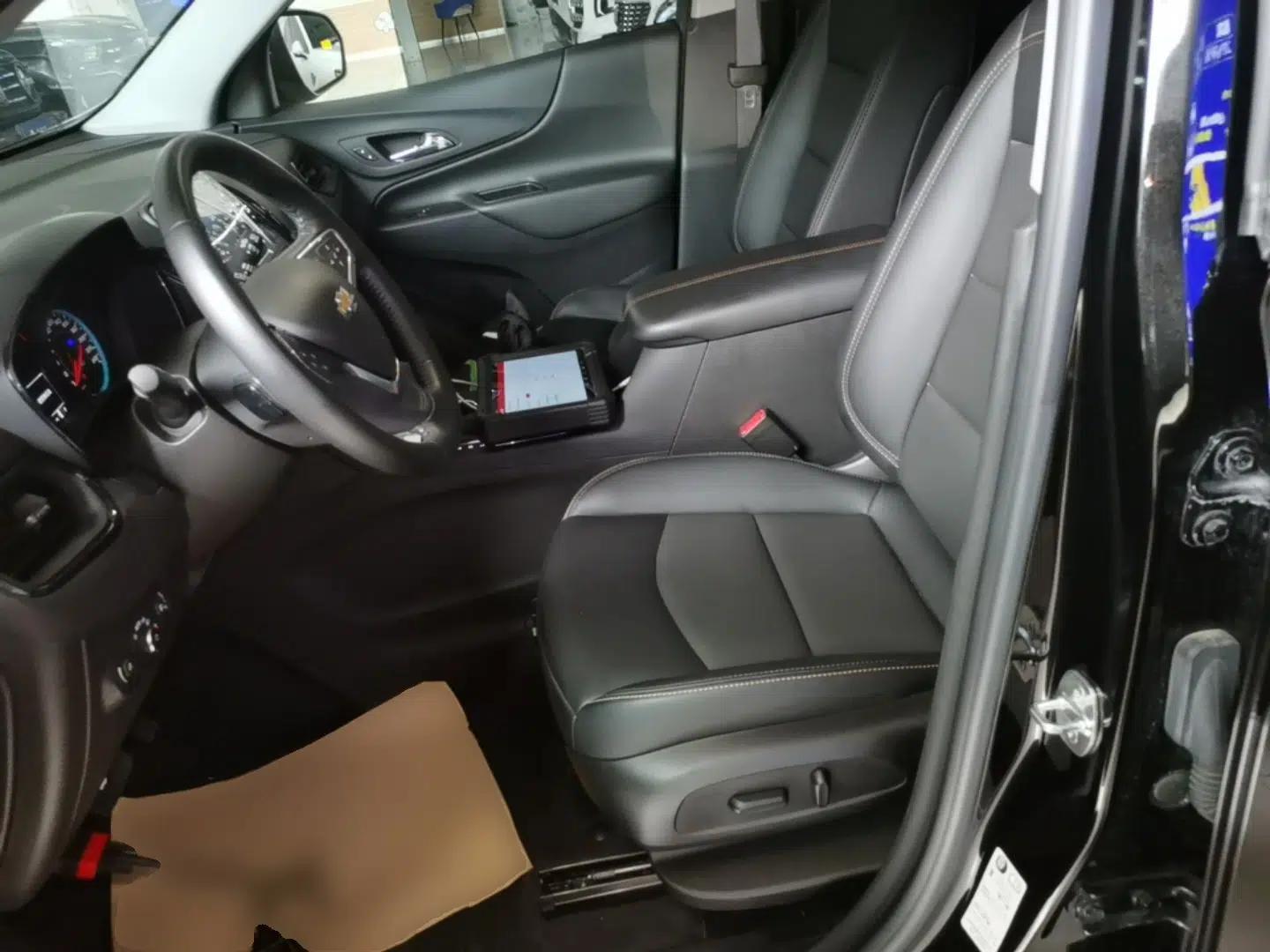 Chevrolet Equinox 2022 535T Chijie Edition — миниатюра 17