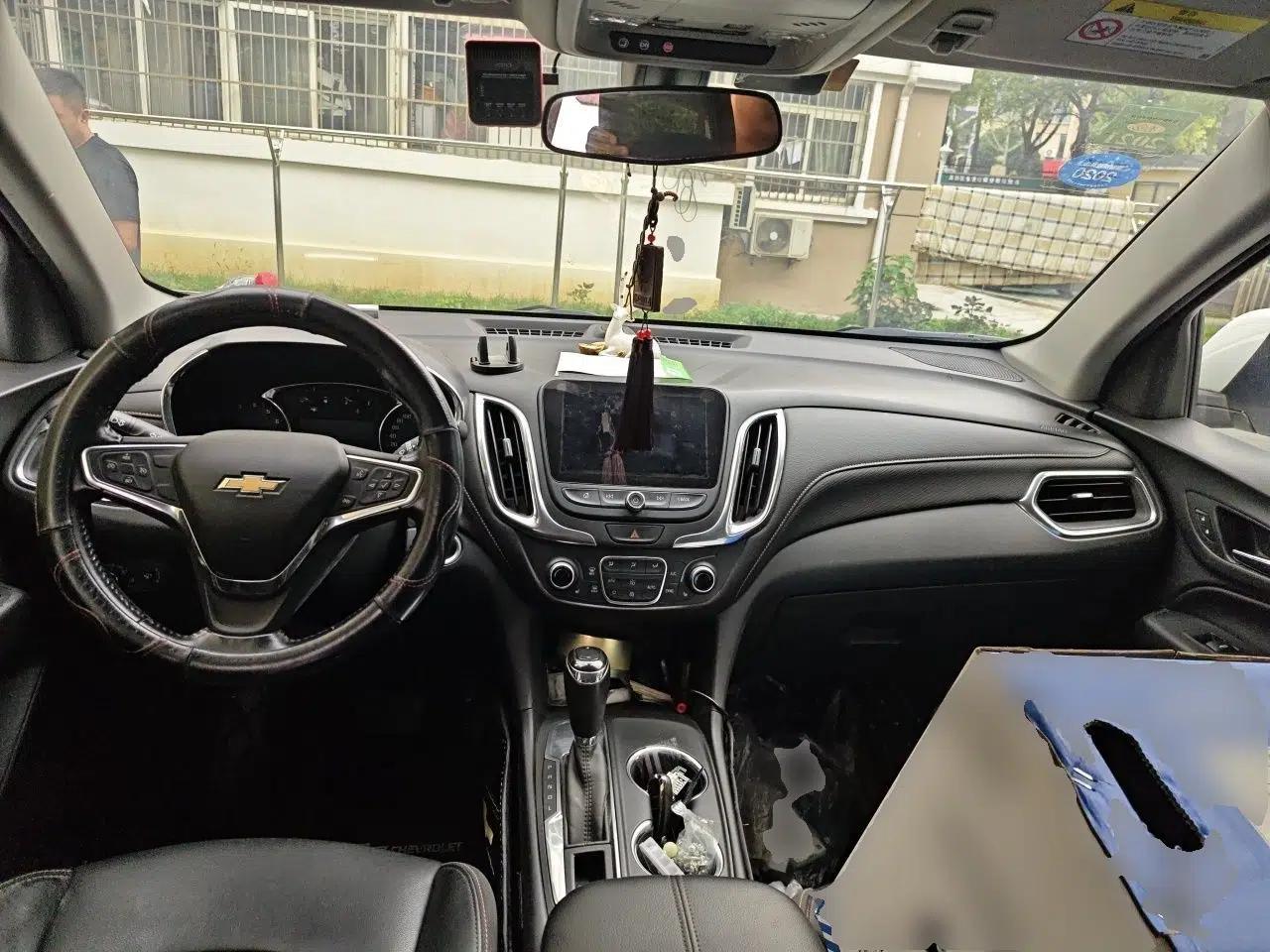 Chevrolet Equinox 2019 535T Automatic YuJie Edition China VI — миниатюра 9