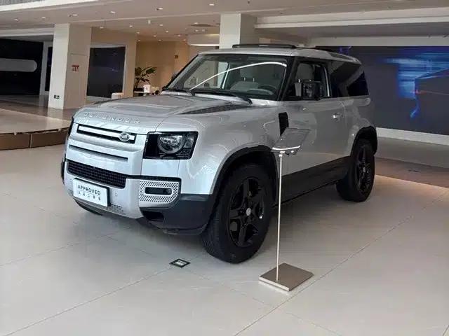 2023 Land Rover Defender 90 2.0T P300 SE