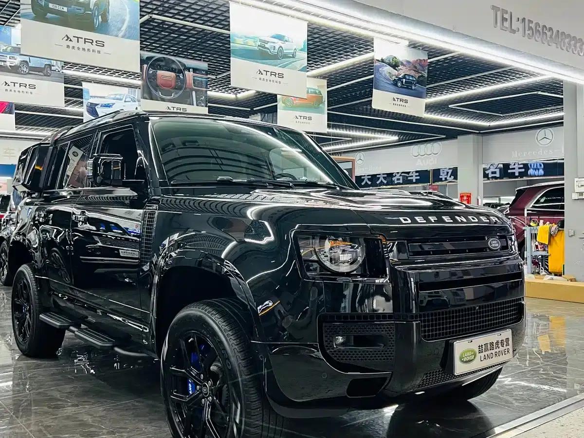 2024 Land Rover Defender 110 3.0T P400 XS — миниатюра 3