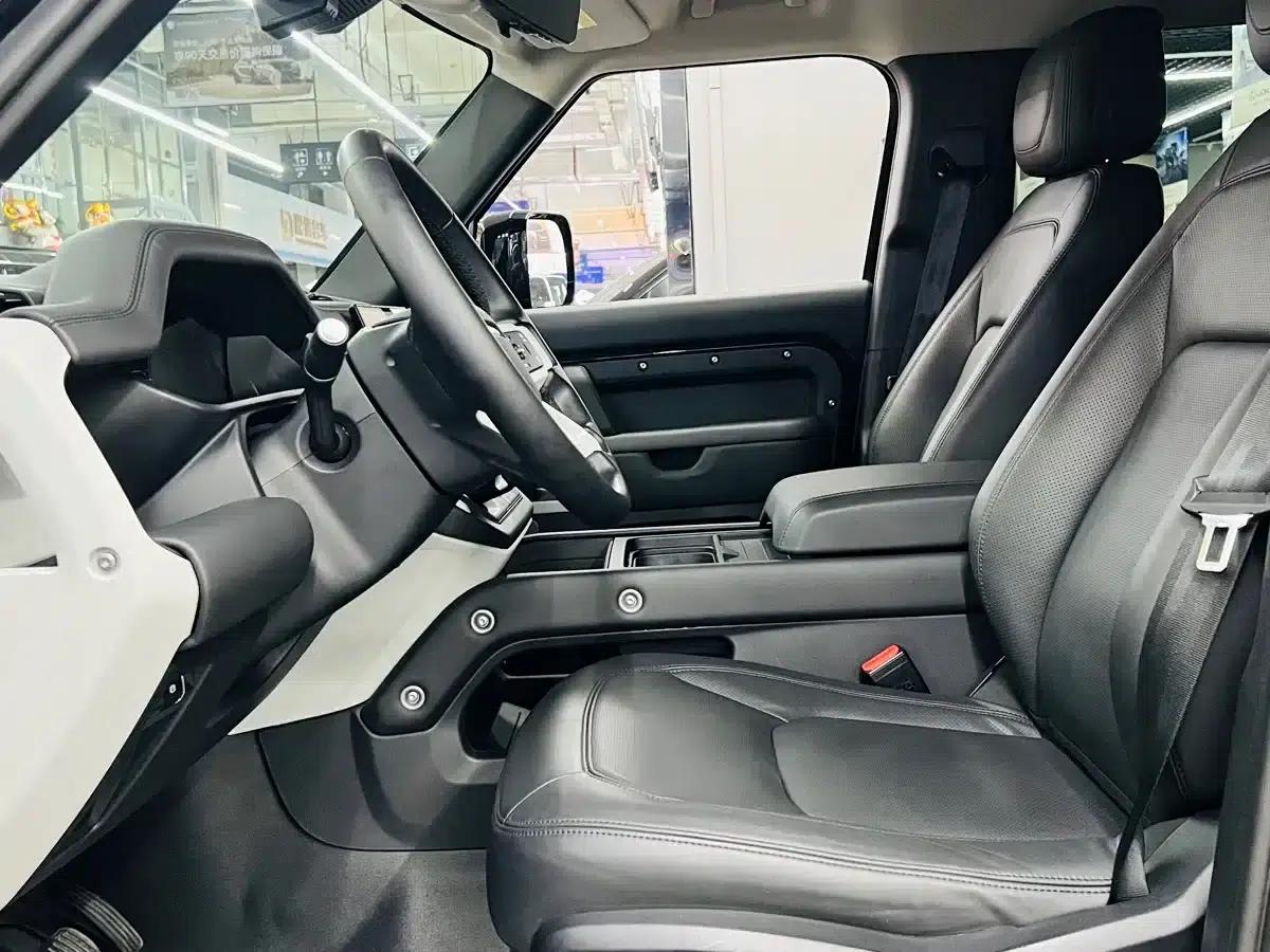 2024 Land Rover Defender 110 3.0T P400 XS — миниатюра 4