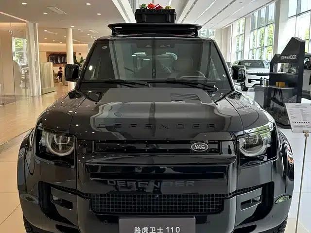 2026 Land Rover Defender 110 3.0T Dark Edition