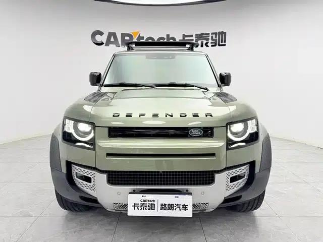 2021 Land Rover Defender 110 P400 Dark Edition