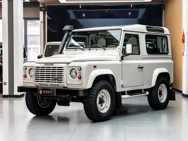 Land Rover Defender 2010 Ice & Fire Limited Edition