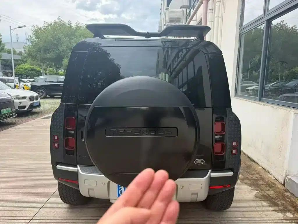 2023 Land Rover Defender Facelift 110 3.0T P400 X-DYNAMIC HSE — миниатюра 2