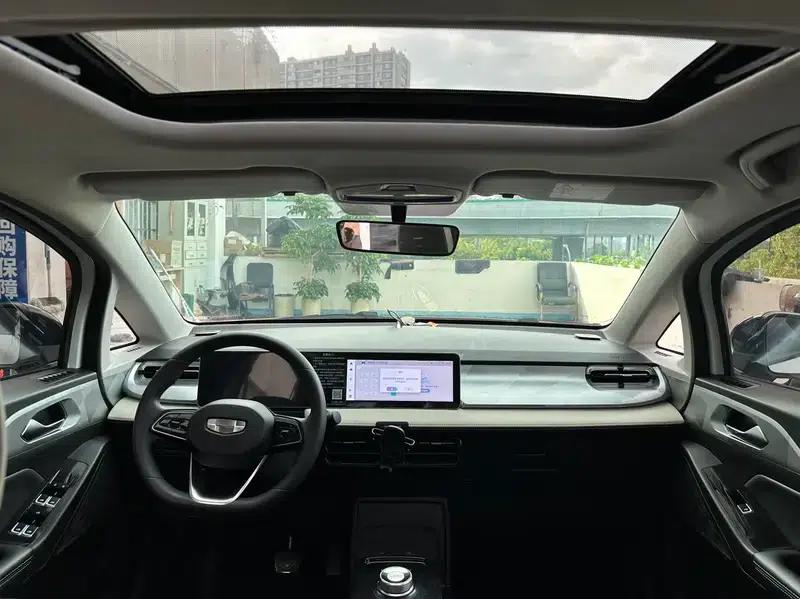 Geely Geometry E Firefly 2023 Model 401KM Lightning Tiger — миниатюра 9