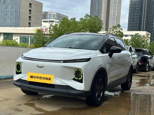 Geely Geometry E Firefly 2023 Model 401KM Lightning Tiger