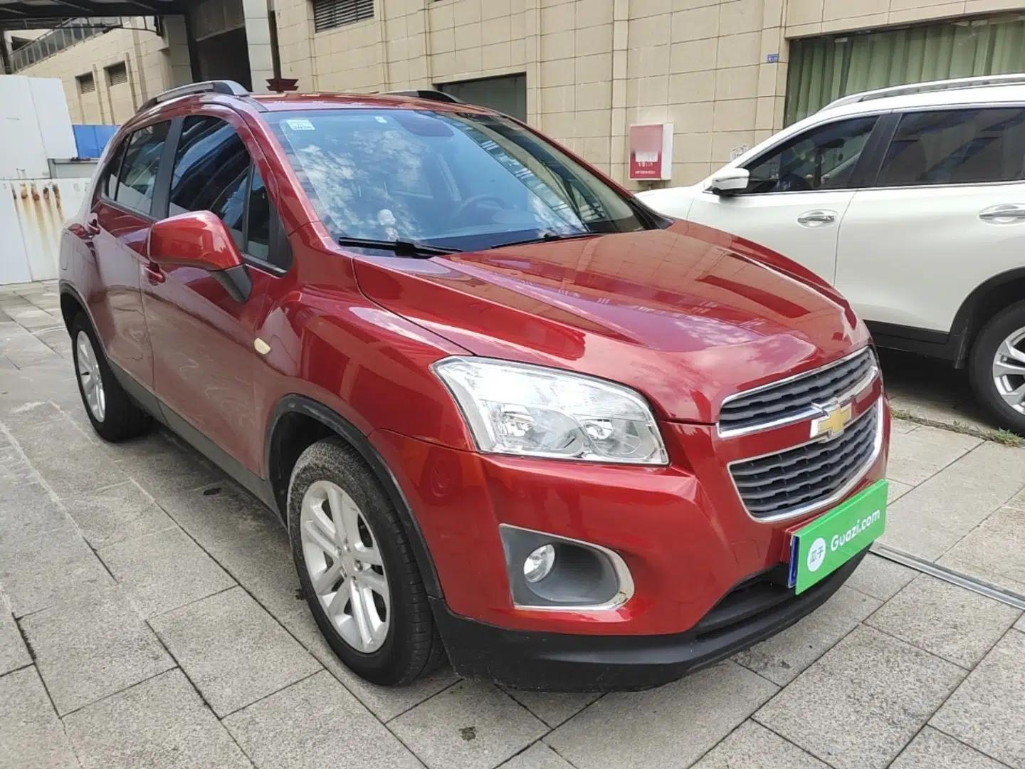 Chevrolet Trax 2016 1.4T Automatic Two-Wheel Drive Comfort Version with Sunroof — миниатюра 3