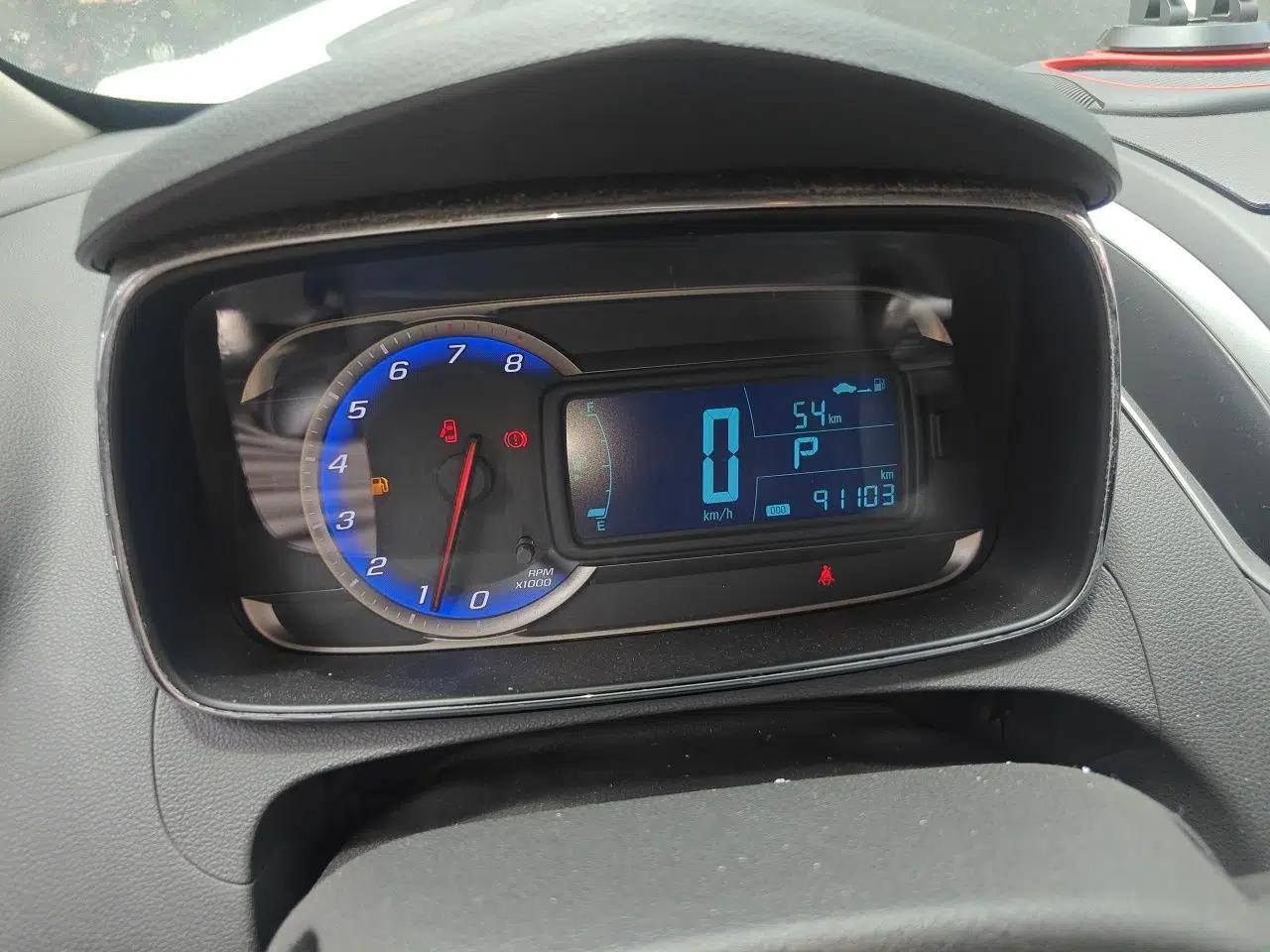 Chevrolet Trax 2014 1.4T Automatic Two-Wheel Drive Luxury Model — миниатюра 11