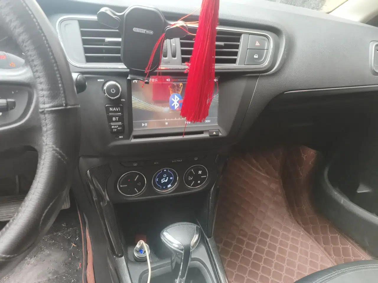 Citroen C3-XR 2015 1.6THP Automatic Flagship Model — миниатюра 13