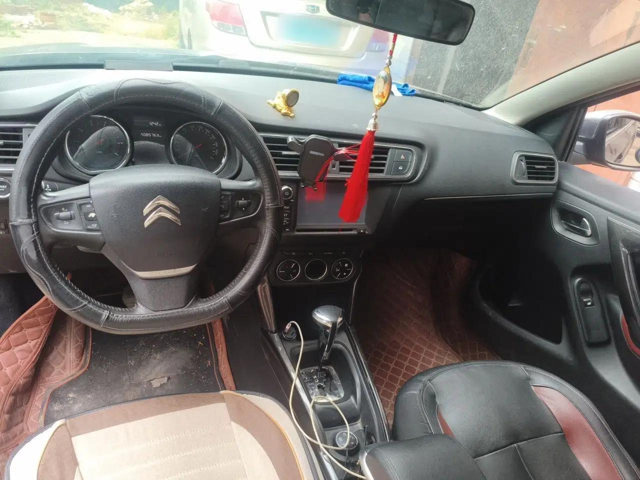 Citroen C3-XR 2015 1.6THP Automatic Flagship Model — миниатюра 9