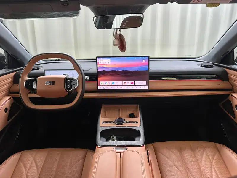 Galaxy Star 8 PHEV 2025 130km EM-i Premium Edition — миниатюра 8