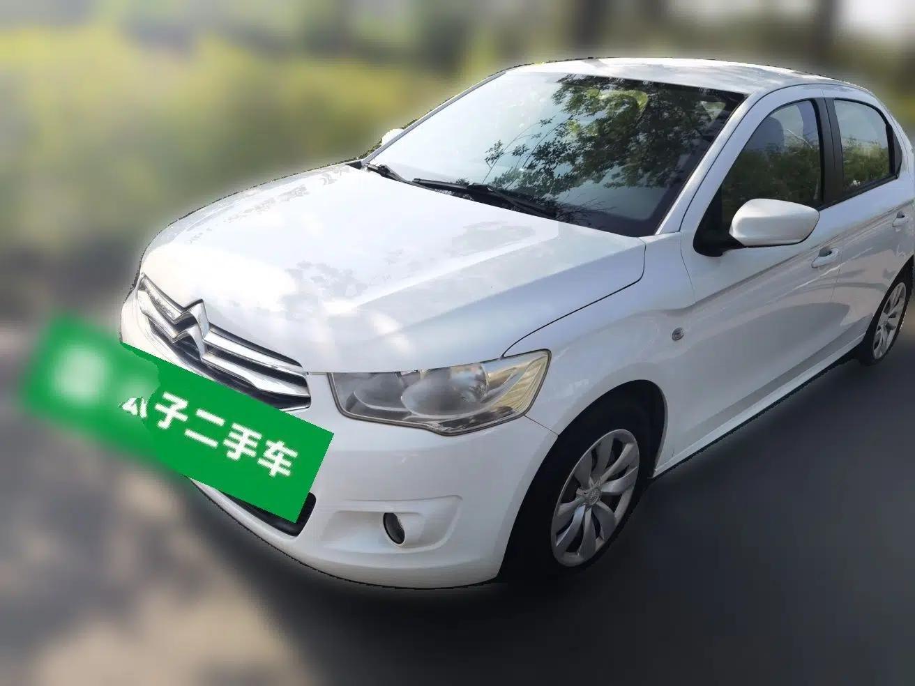 Citroen Elysee 2014 1.6L Manual Fashion Edition — миниатюра 1