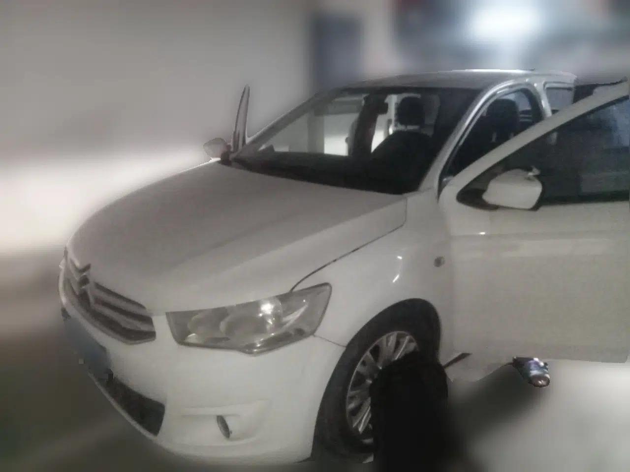 Citroen Elysee 2016 1.6L Automatic Fashion Model — миниатюра 1