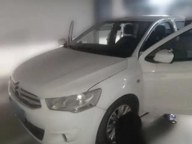 Citroen Elysee 2016 1.6L Automatic Fashion Model