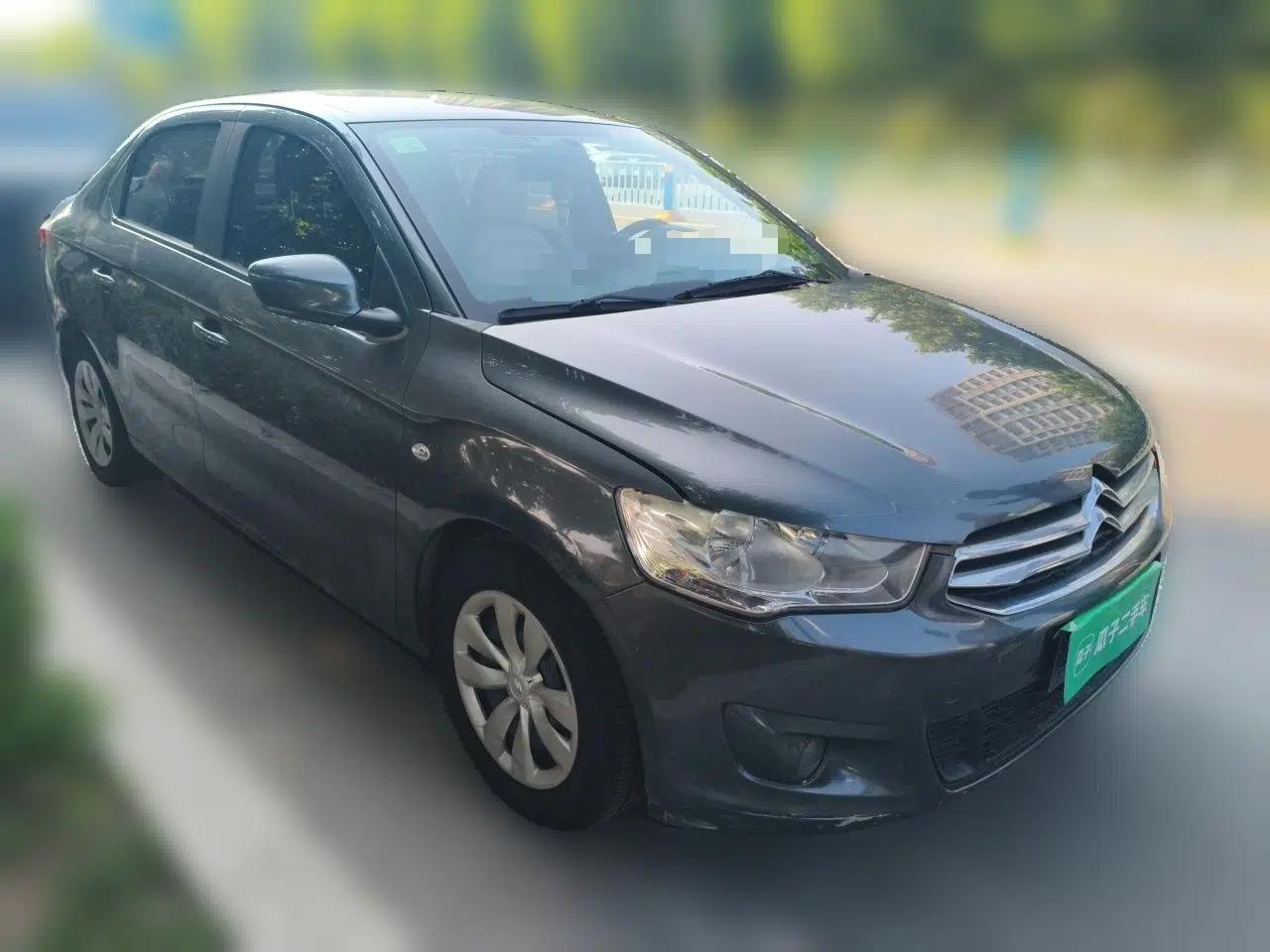 Citroen Elysee 2015 Qishang Edition 1.6L Automatic Fashion Model — миниатюра 3