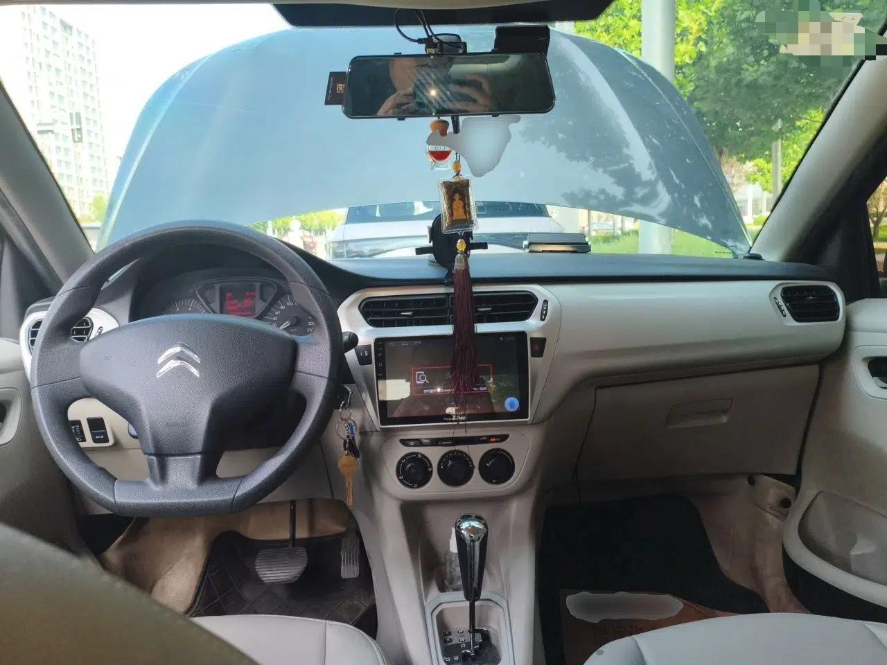 Citroen Elysee 2015 Qishang Edition 1.6L Automatic Fashion Model — миниатюра 9