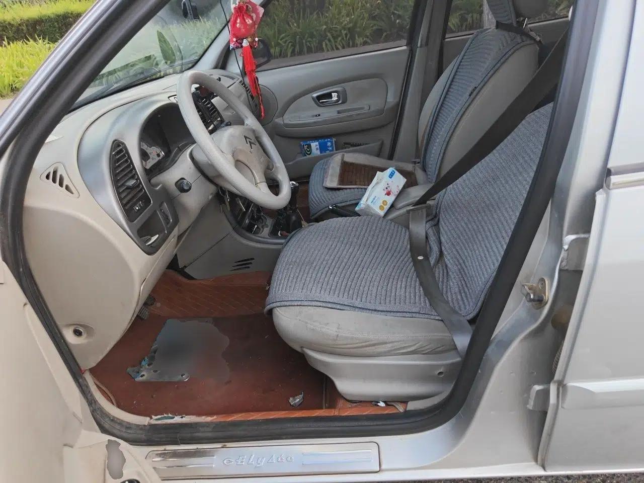 Citroen Elysee 2012 Sedan 1.6L Manual Tech Model CNG — миниатюра 15