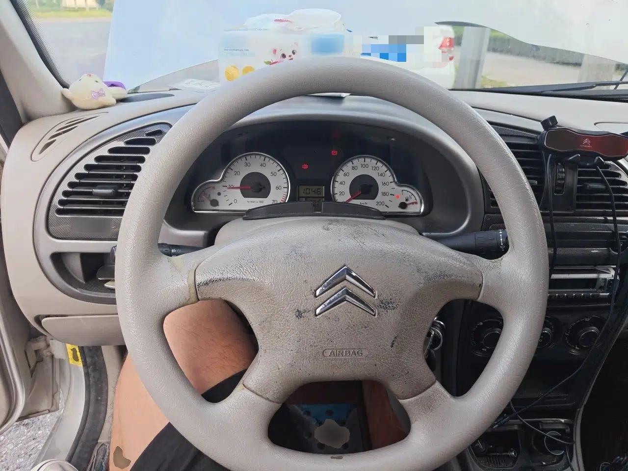 Citroen Elysee 2012 Sedan 1.6L Manual Tech Model CNG — миниатюра 10