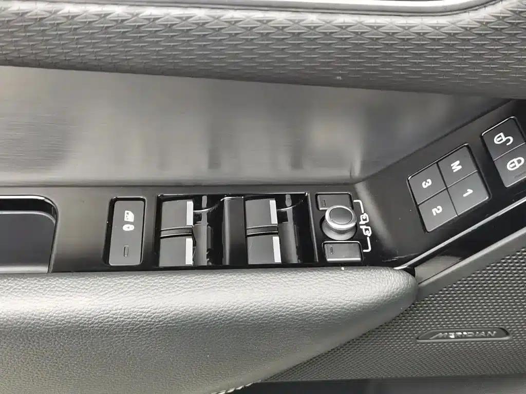 Range Rover Velar 2018 P380 R-DYNAMIC S — миниатюра 9