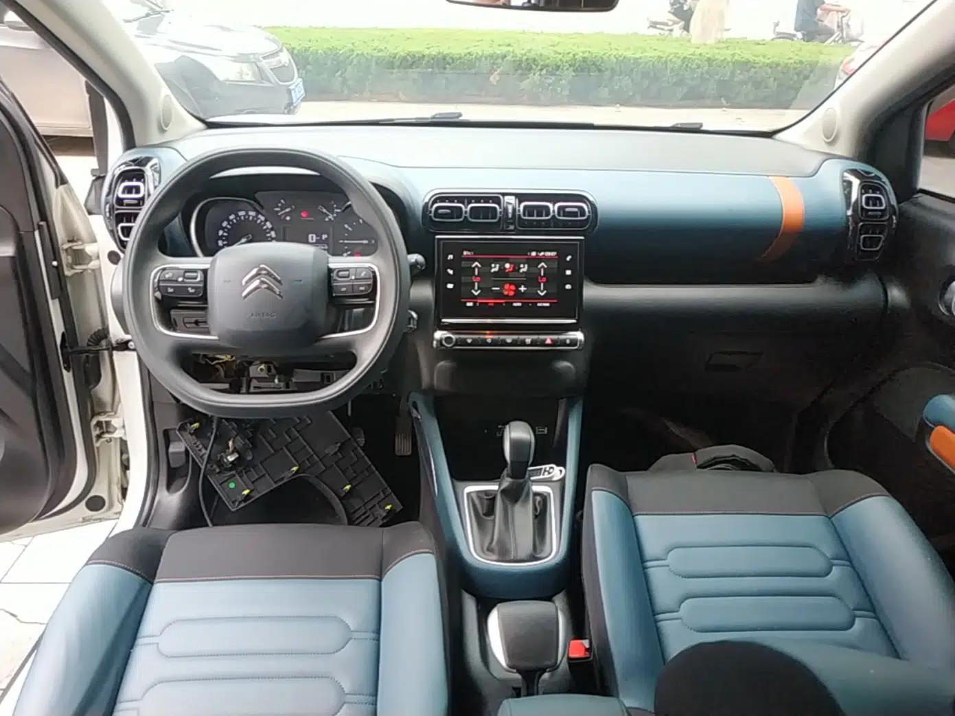 Citroen C4 AIRCROSS Yunyi 2018 230THP Automatic Elysee Edition — миниатюра 20