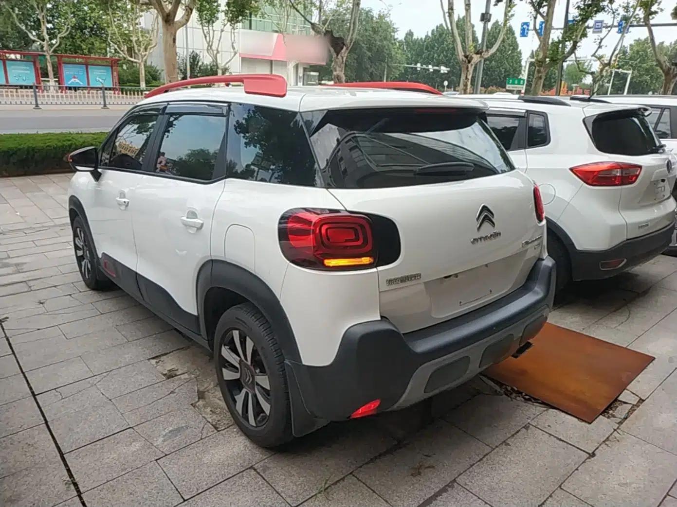 Citroen C4 AIRCROSS Yunyi 2018 230THP Automatic Elysee Edition — миниатюра 4