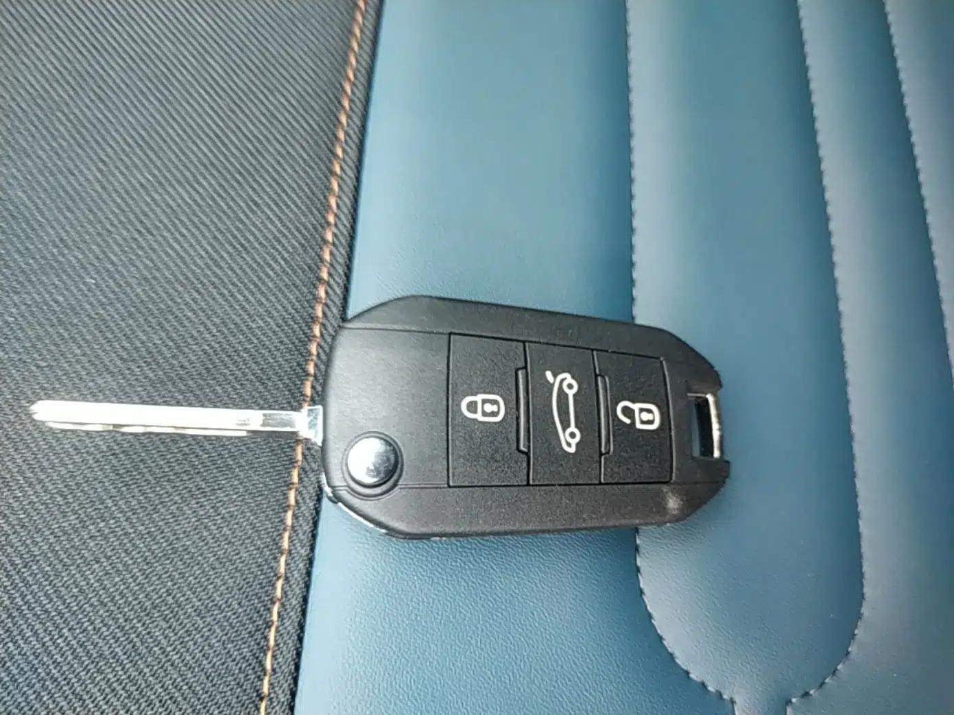 Citroen C4 AIRCROSS Yunyi 2018 230THP Automatic Elysee Edition — миниатюра 31