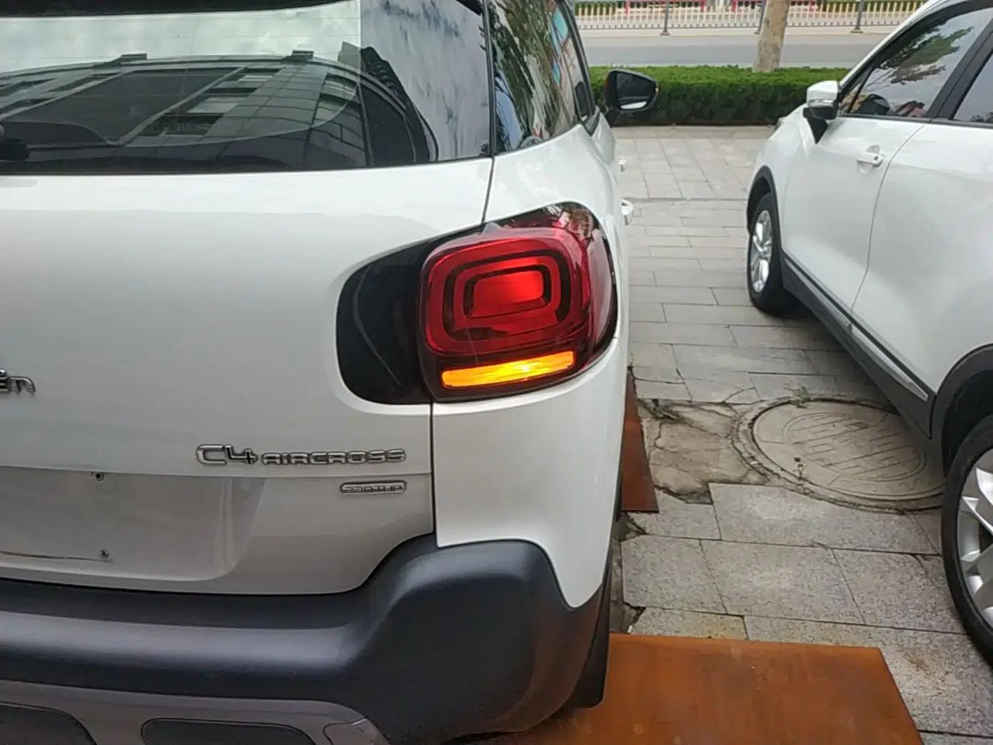 Citroen C4 AIRCROSS Yunyi 2018 230THP Automatic Elysee Edition — миниатюра 9