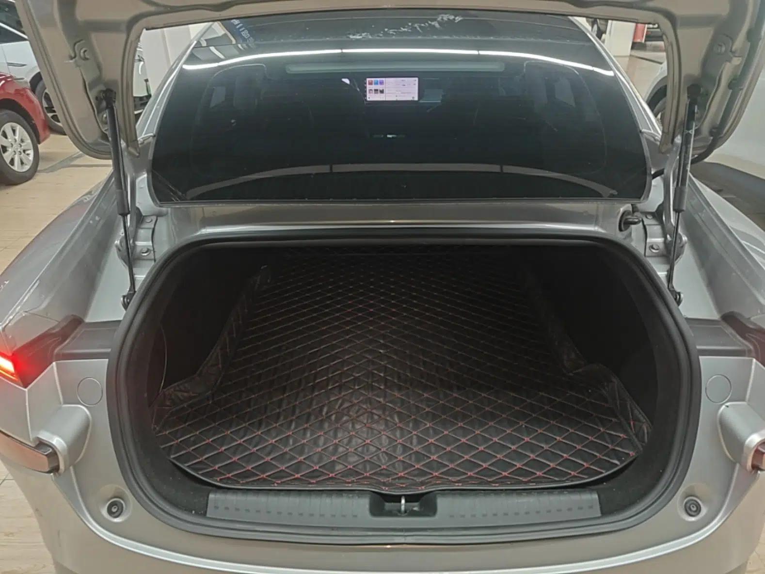 XPeng P7 2020 586N — миниатюра 22