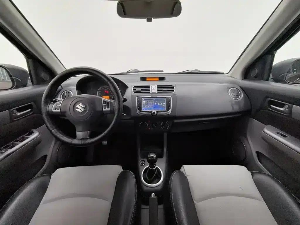 2011 Swift 1.5L Manual Sport Audio Edition — миниатюра 5