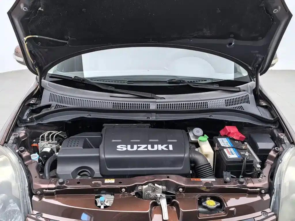 2011 Swift 1.5L Manual Sport Audio Edition — миниатюра 6