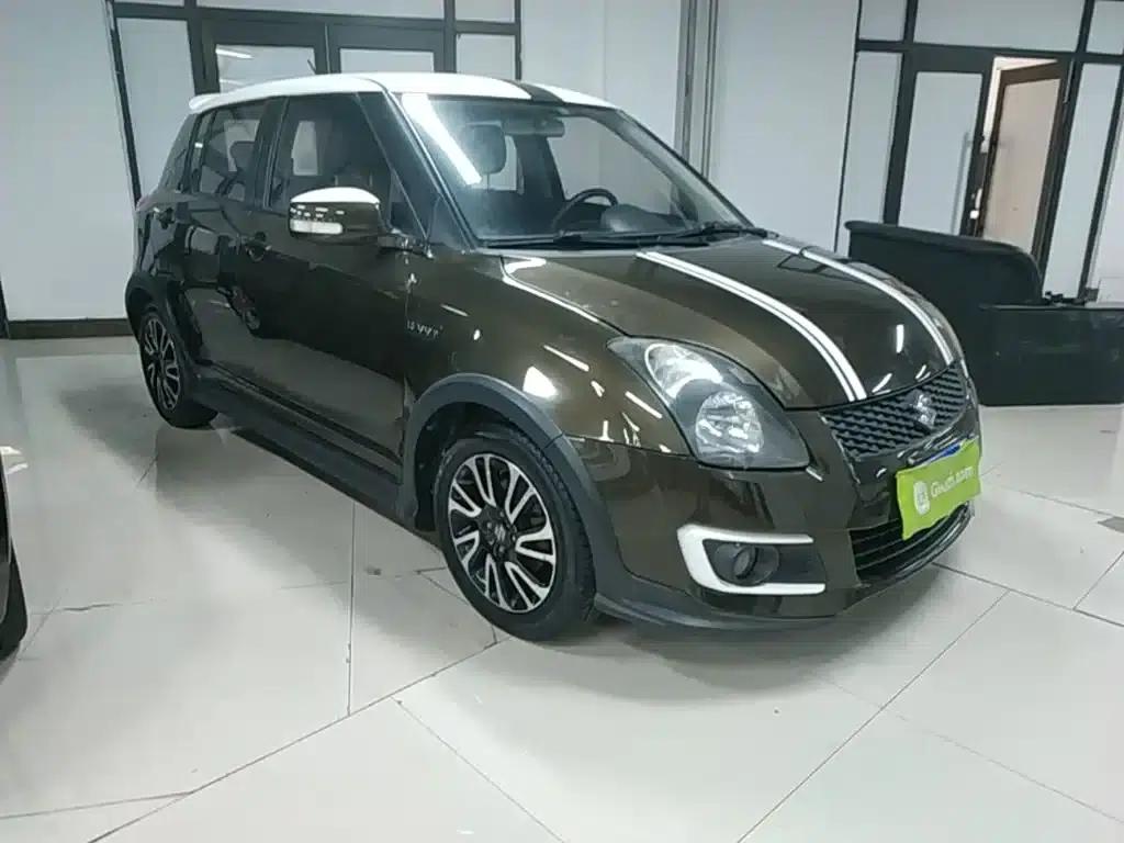 2013 Swift 1.5L Automatic 20th Anniversary Limited Edition — миниатюра 4