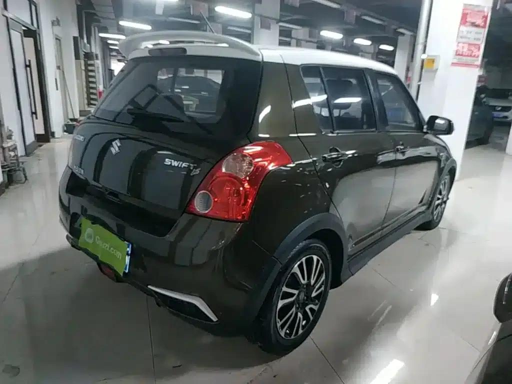 2013 Swift 1.5L Automatic 20th Anniversary Limited Edition — миниатюра 7